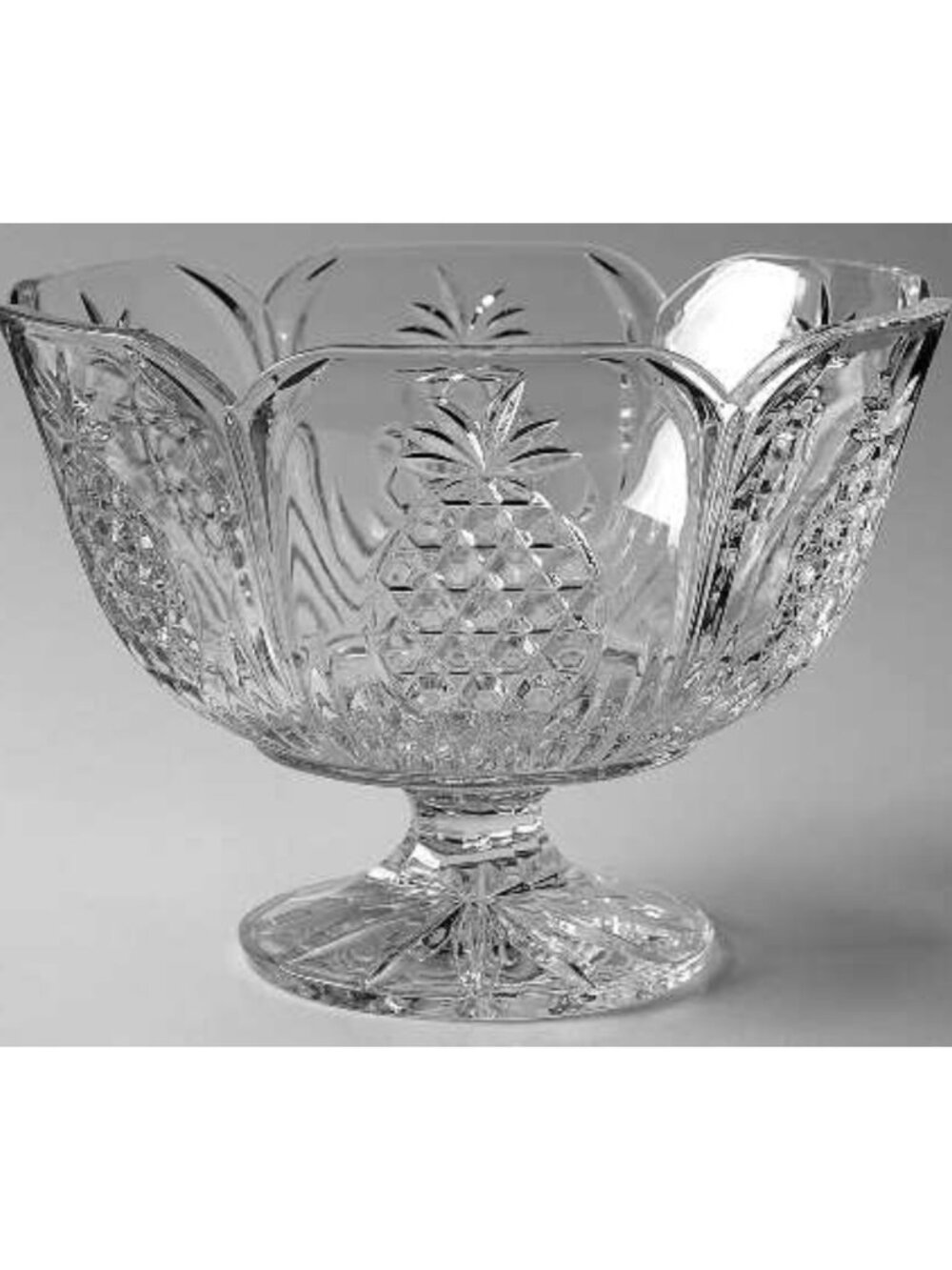 Godinger Shannon Collection Crystal Centerpiece Bowl Pineapple Design Pedestal